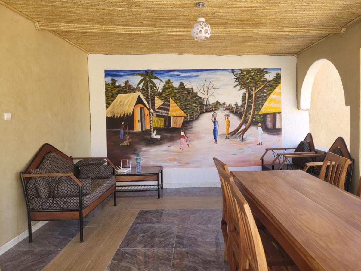 Auberge Keur Ely Ouoran Exteriör bild
