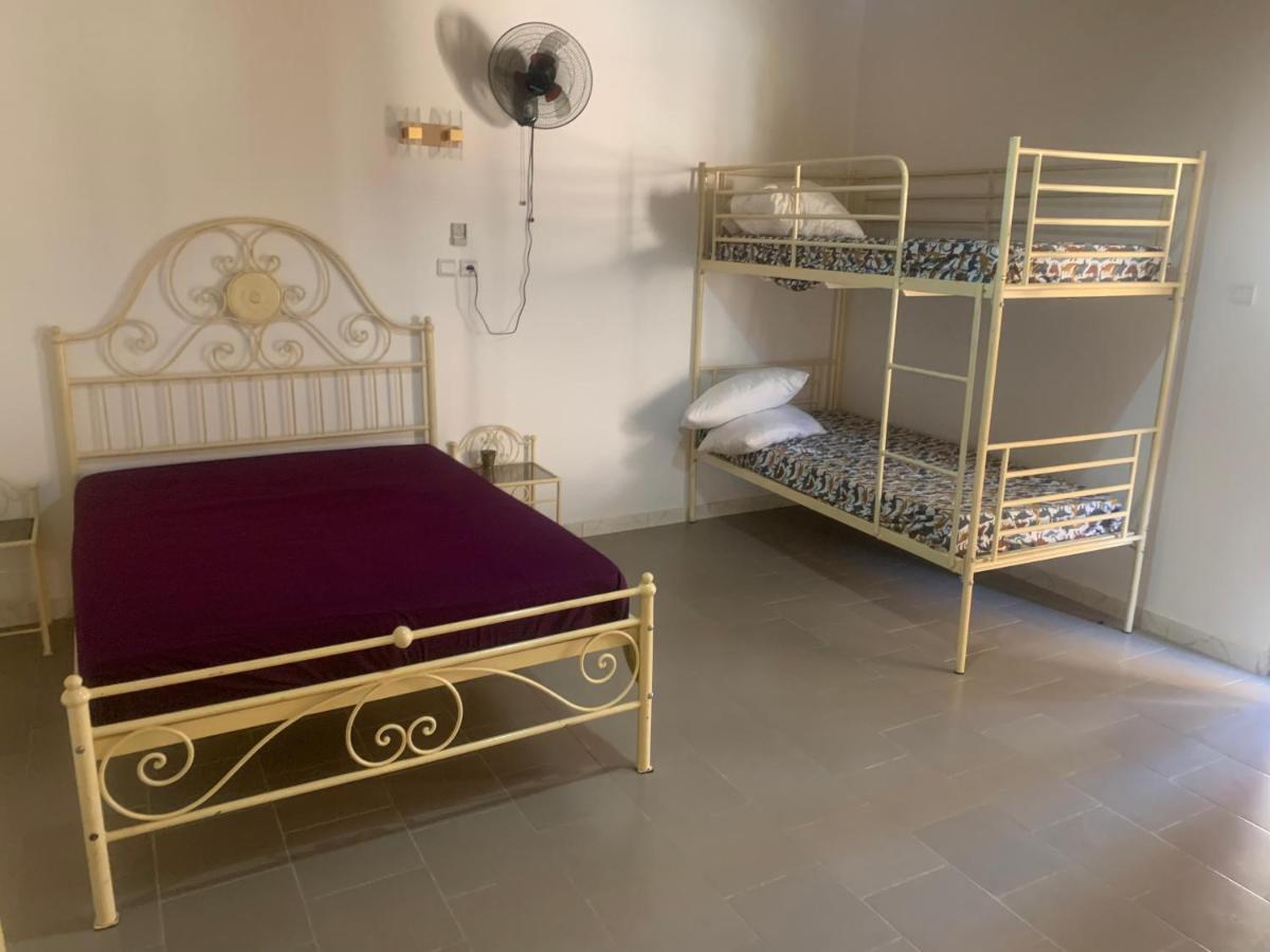 Auberge Keur Ely Ouoran Exteriör bild