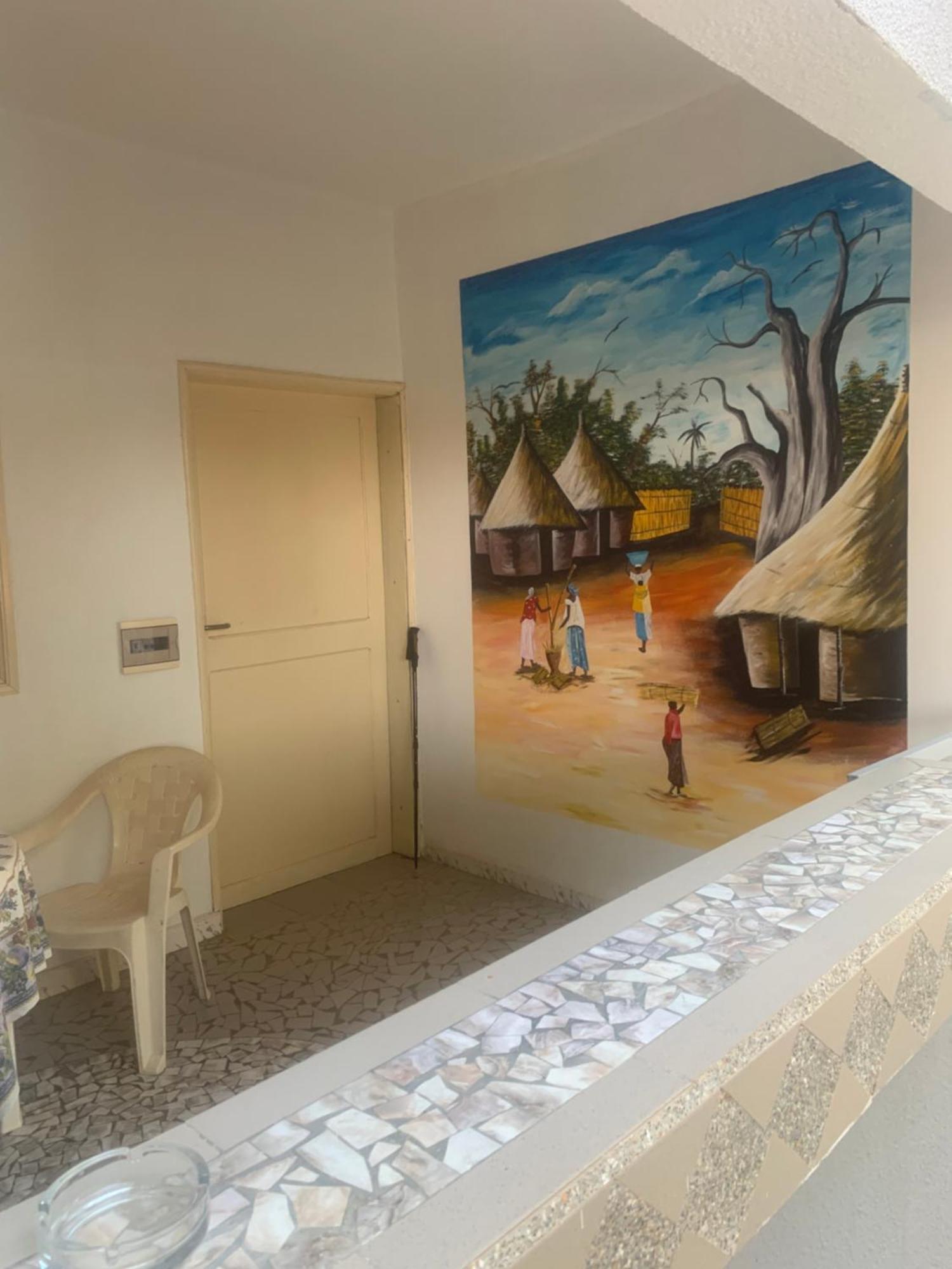 Auberge Keur Ely Ouoran Exteriör bild