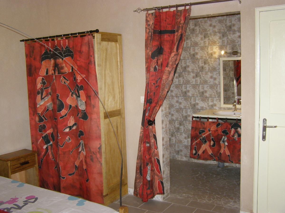 Auberge Keur Ely Ouoran Exteriör bild